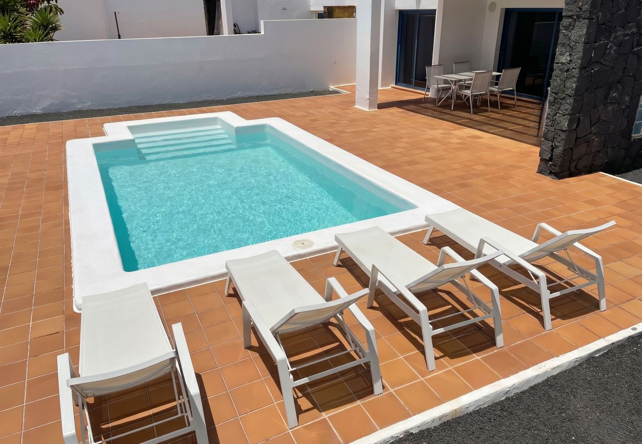 Villa en Playa Blanca - Villa Aroa