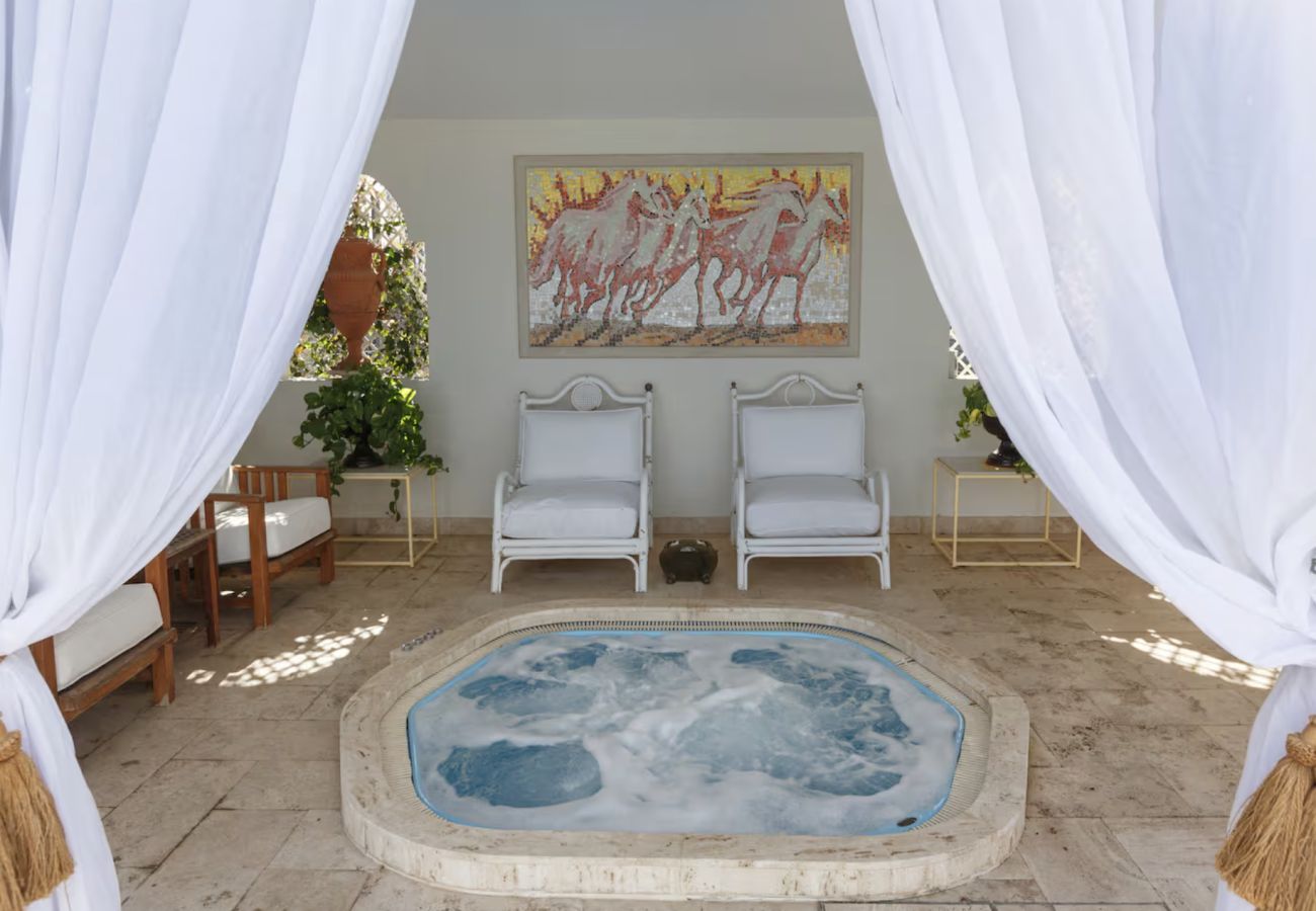 Villa in San Bartolomé de Tirajana - Sunset Luxe Retreat