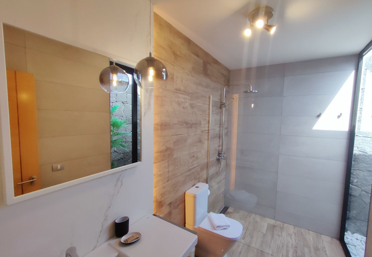 Villa with modern bathroom