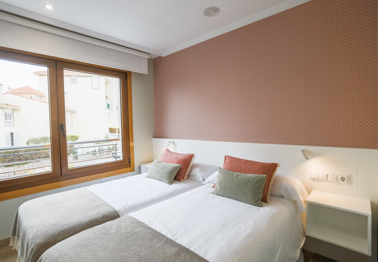 Apartment in O Grove - Apt. Isla La Toja P18 1ºB