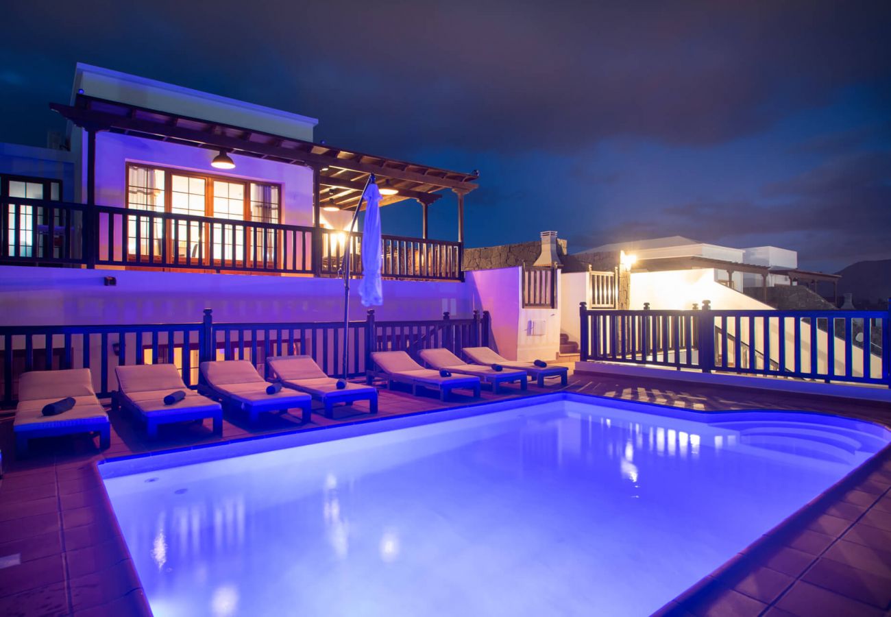 Villa in Playa Blanca - Villa Vista Rey