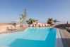 Villa in San Bartolomé de Tirajana - HomeForGuest Villa in Salobre with magnificent views of the golf course. Villa in San Bartolomé de Tirajana - HomeForGuest Villa in Salobre with magnificent views of the golf course.