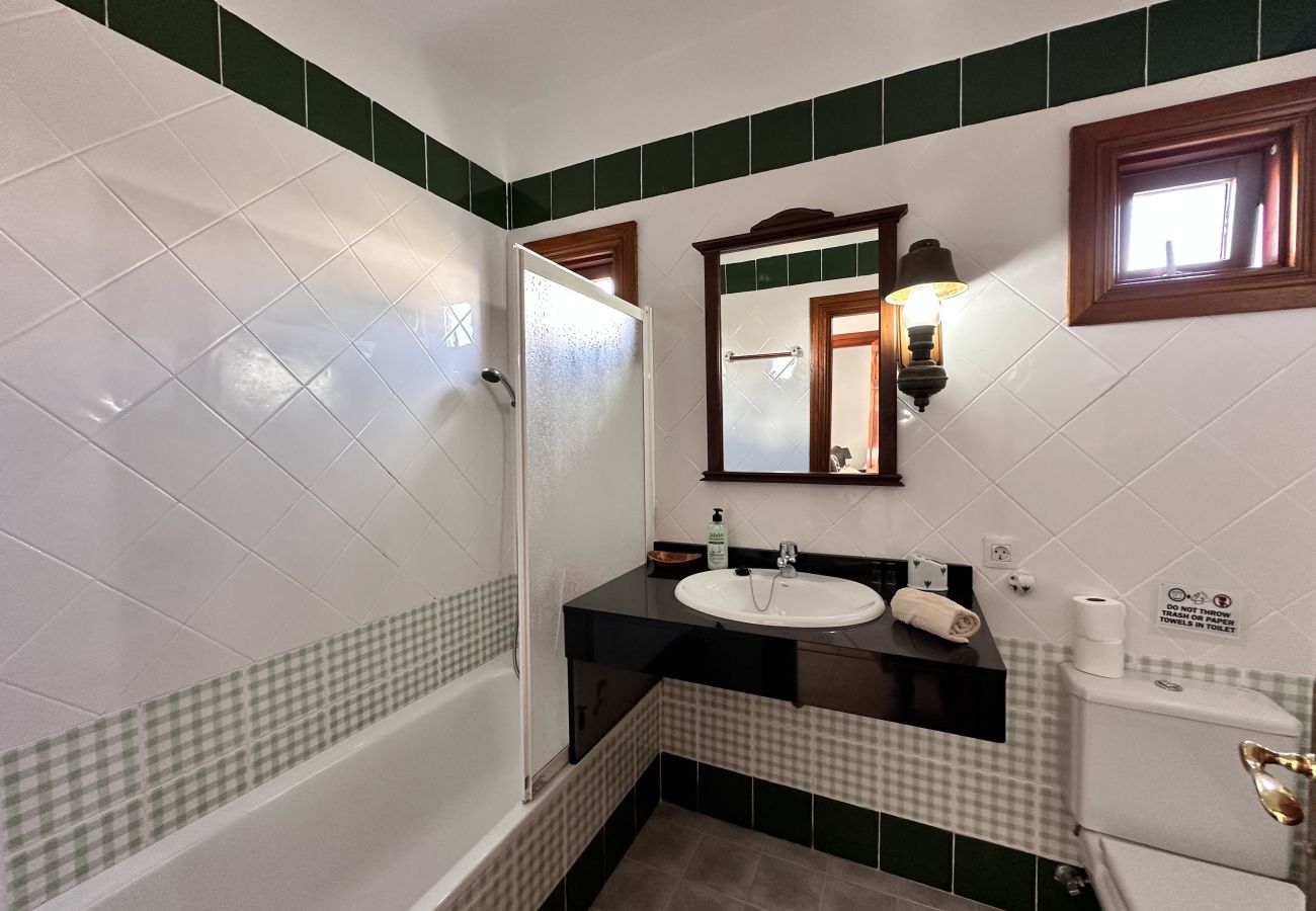 Villa in Playa Blanca - Villa Atardecer in Playa Blanca