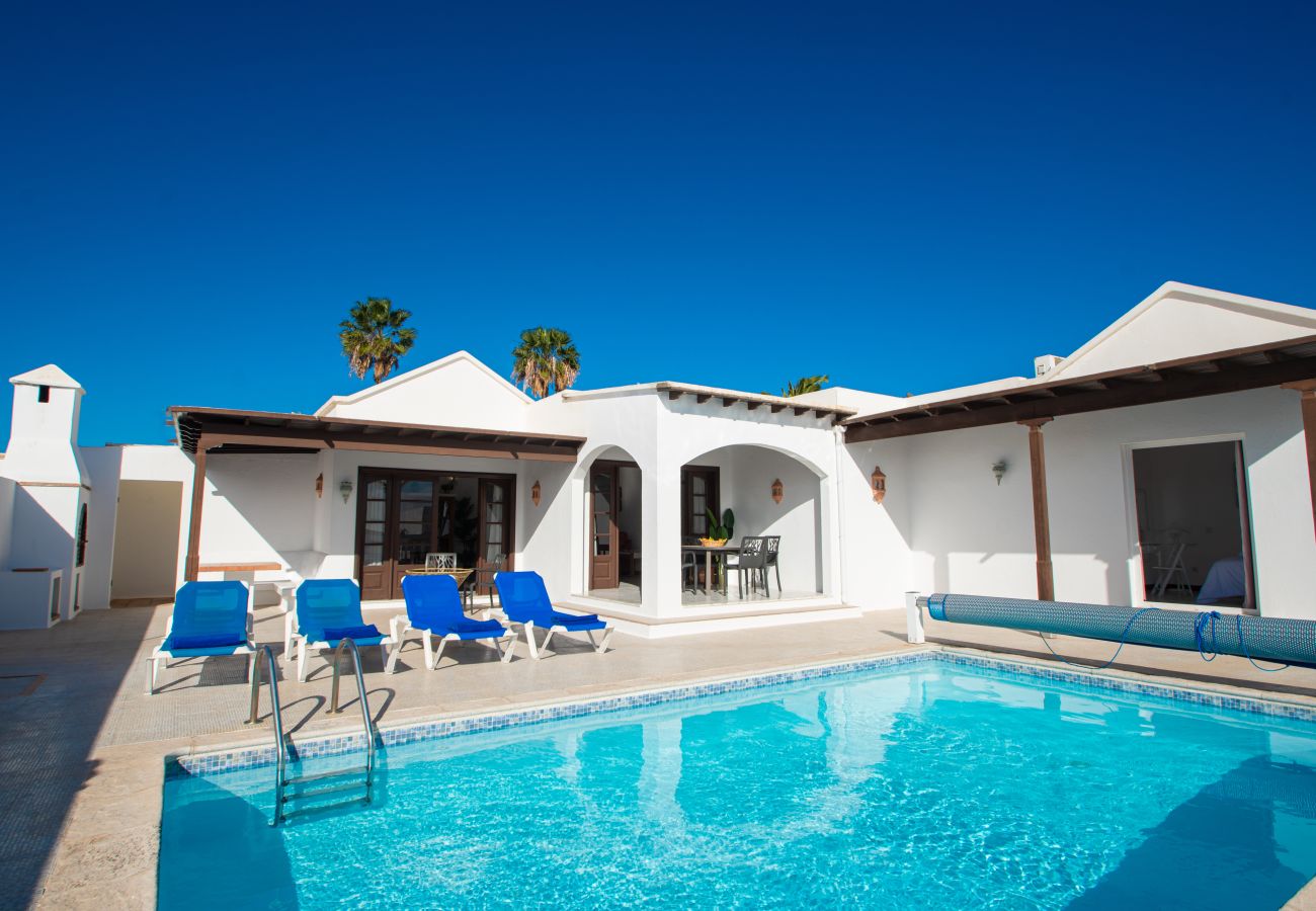 Villa in Puerto del Carmen - Villa Leonor in Puerto del Carmen